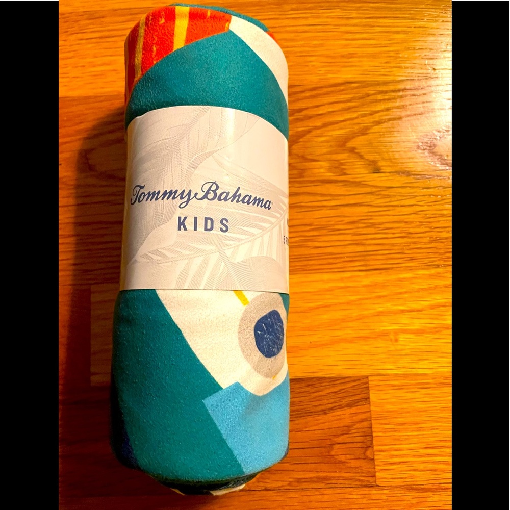 Tommy Bahama Kids Beach Blanket 5 Foot Round Microfiber!